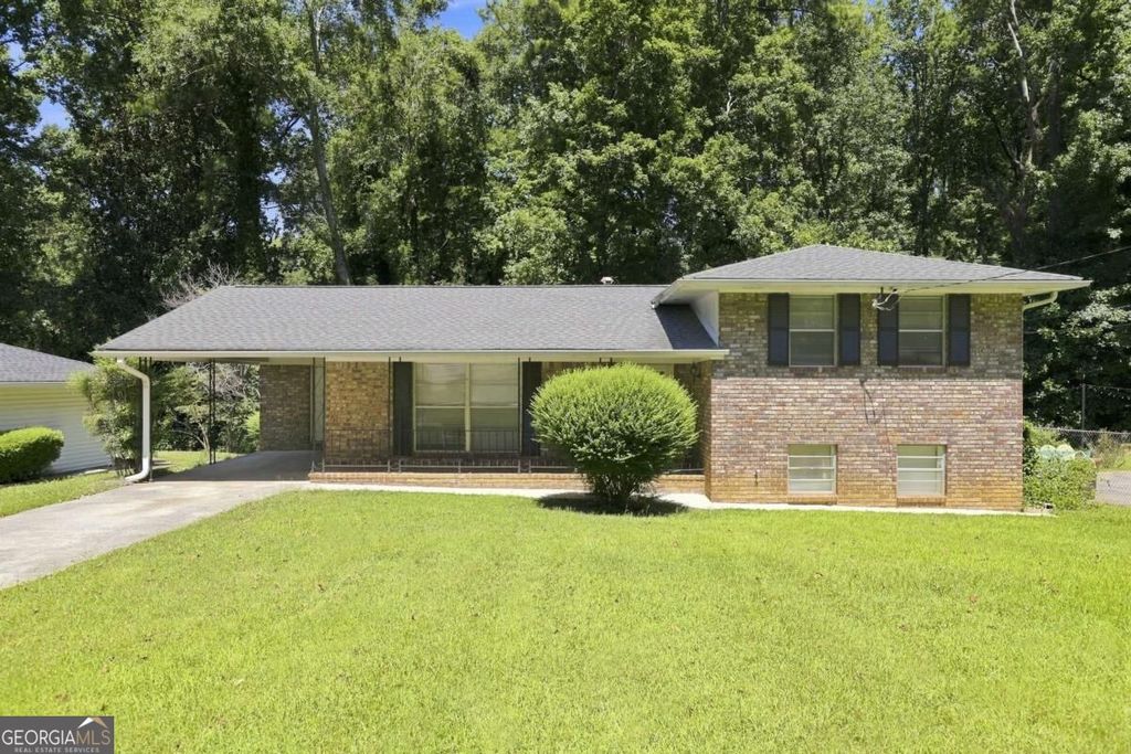 2909 Briarwood Boulevard, East Point, GA 30344