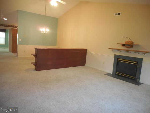 39 SPRINGHOUSE DR, Myerstown, PA 17067