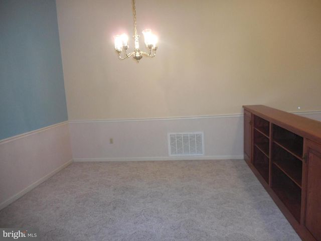 39 SPRINGHOUSE DR, Myerstown, PA 17067