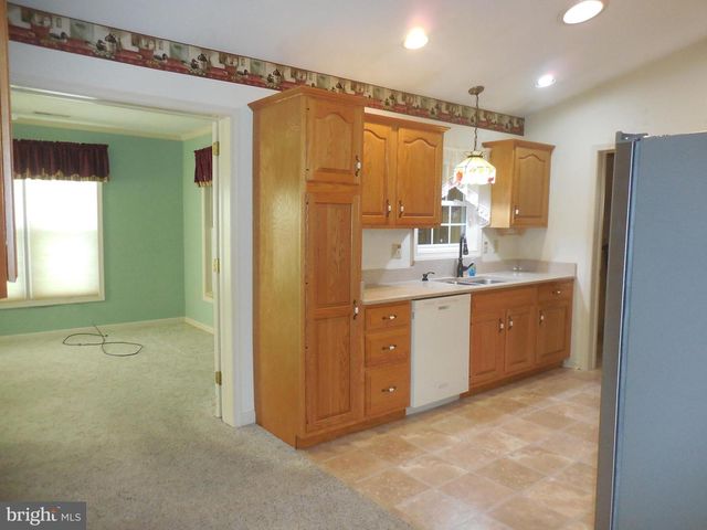 39 SPRINGHOUSE DR, Myerstown, PA 17067
