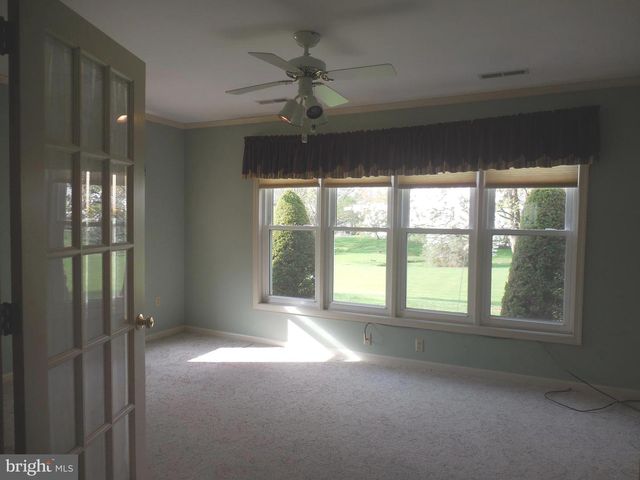 39 SPRINGHOUSE DR, Myerstown, PA 17067