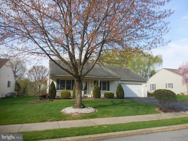 39 SPRINGHOUSE DR, Myerstown, PA 17067