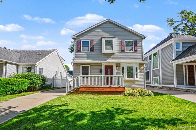 1539 Cole Street, Birmingham, MI 48009