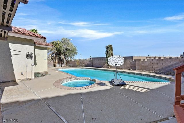 3864 Alice Lane, Las Vegas, NV 89103