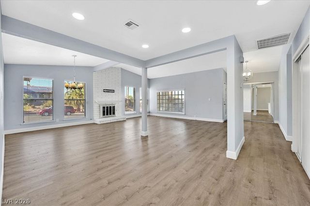 3864 Alice Lane, Las Vegas, NV 89103