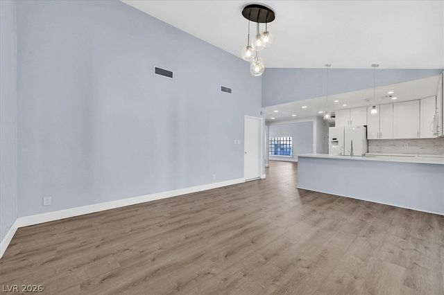 3864 Alice Lane, Las Vegas, NV 89103