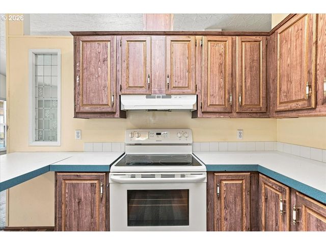 14363 Se CHRISTOPHER Ct 4, Milwaukie, OR 97267