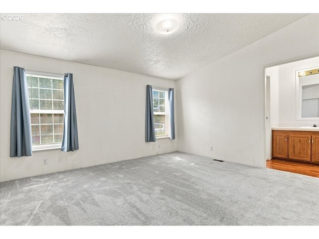 14363 Se CHRISTOPHER Ct 4, Milwaukie, OR 97267