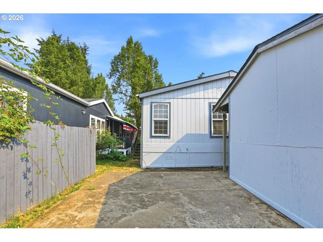 14363 Se CHRISTOPHER Ct 4, Milwaukie, OR 97267