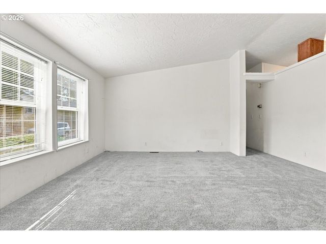 14363 Se CHRISTOPHER Ct 4, Milwaukie, OR 97267