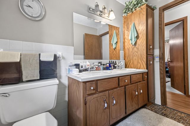 16840 Stanford Street NE, Forest Lake, MN 55025