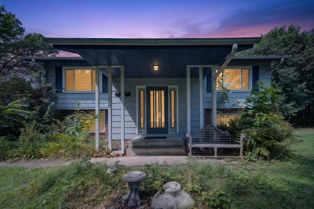 16840 Stanford Street NE, Forest Lake, MN 55025
