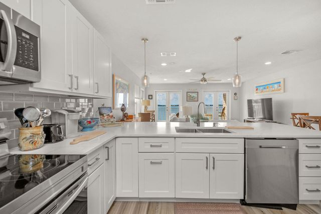 1409 W Highway 98, 401, Mary Esther, FL 32569