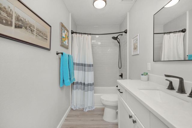 1409 W Highway 98, 401, Mary Esther, FL 32569