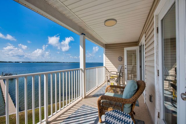 1409 W Highway 98, 401, Mary Esther, FL 32569