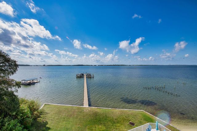 1409 W Highway 98, 401, Mary Esther, FL 32569