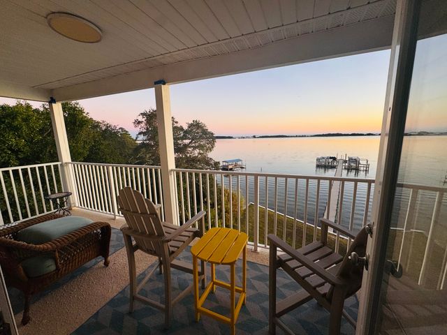 1409 W Highway 98, 401, Mary Esther, FL 32569