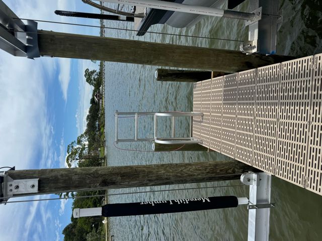 1409 W Highway 98, 401, Mary Esther, FL 32569