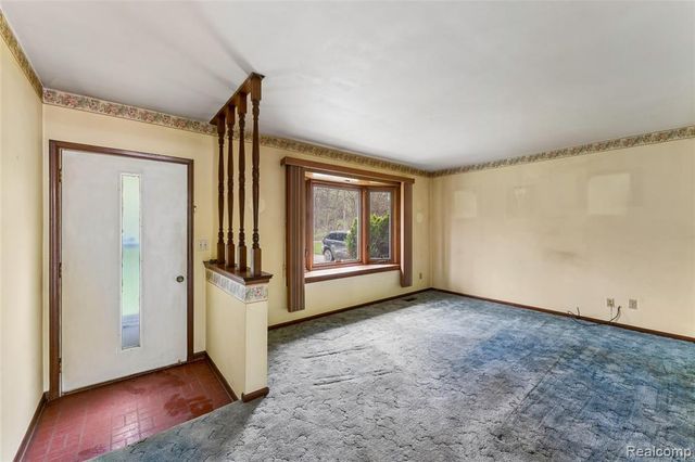 5244 Rood Road, Holly, MI 48442