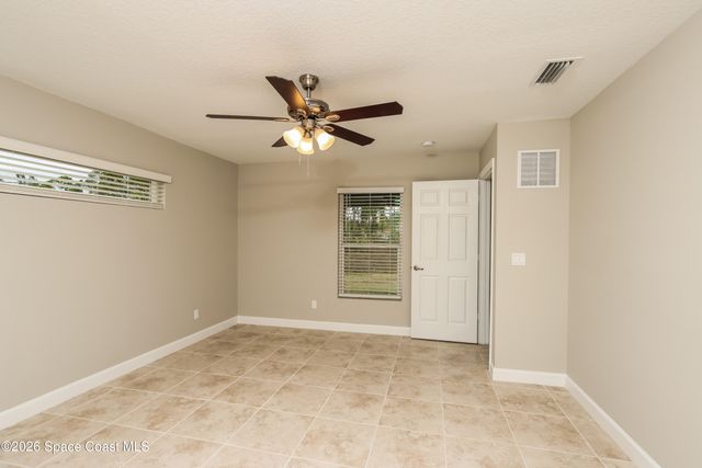 497 Schenley Street SW, Palm Bay, FL 32908