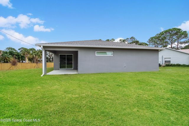 497 Schenley Street SW, Palm Bay, FL 32908