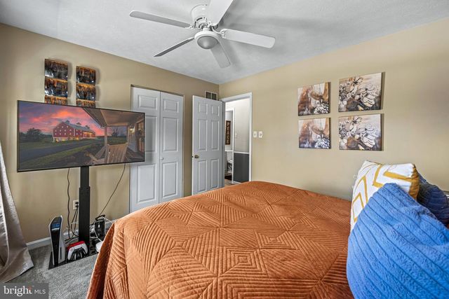 575 CROSSBRIDGE DR, Westminster, MD 21158