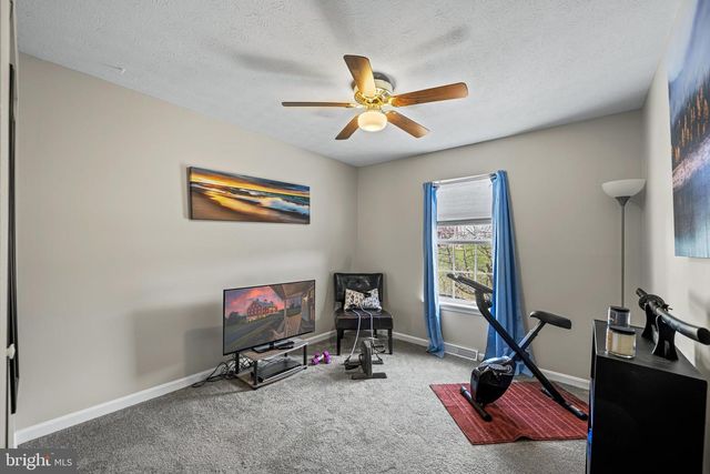 575 CROSSBRIDGE DR, Westminster, MD 21158