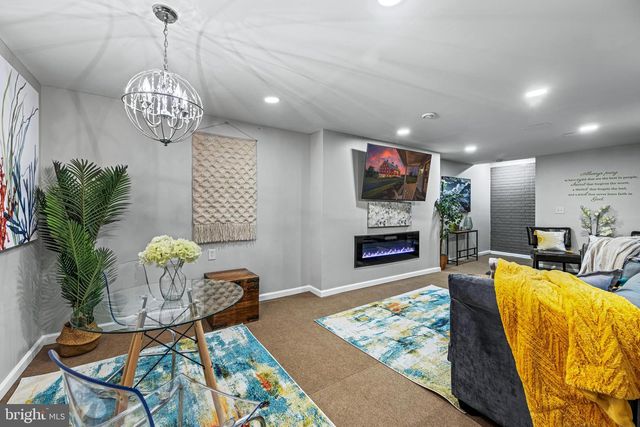 575 CROSSBRIDGE DR, Westminster, MD 21158