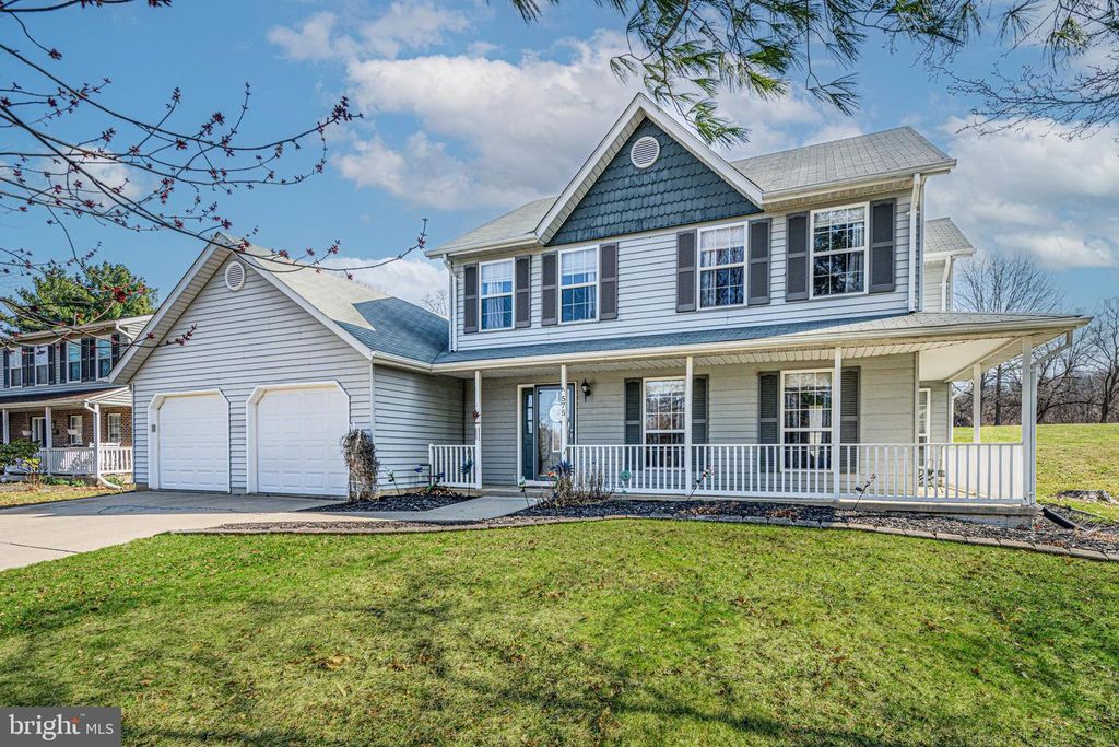 575 CROSSBRIDGE DR, Westminster, MD 21158