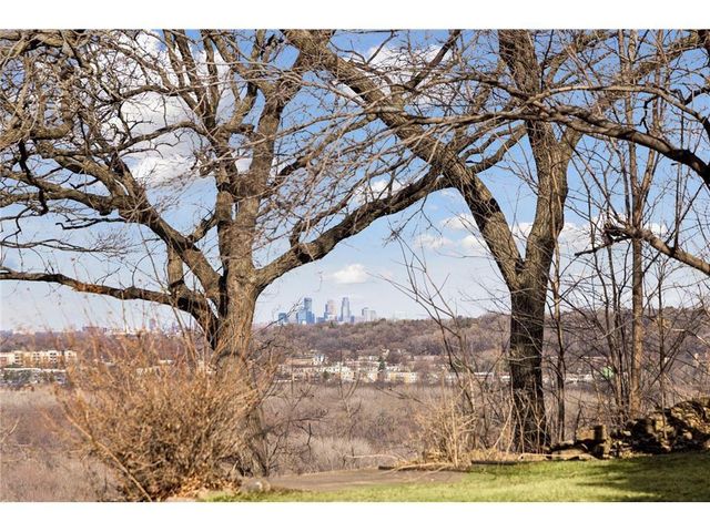 18XX Hunter Lane, Mendota Heights, MN 55118