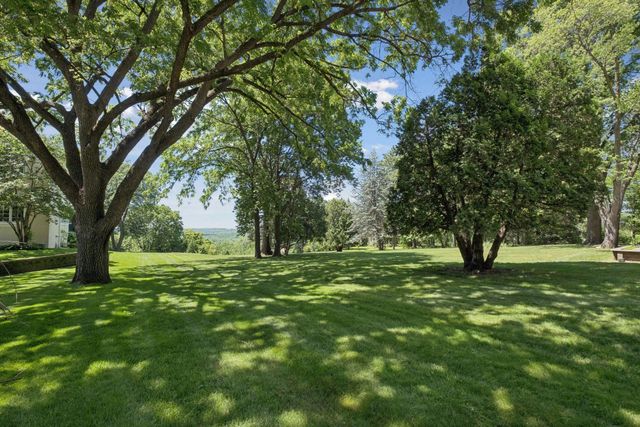 18XX Hunter Lane, Mendota Heights, MN 55118