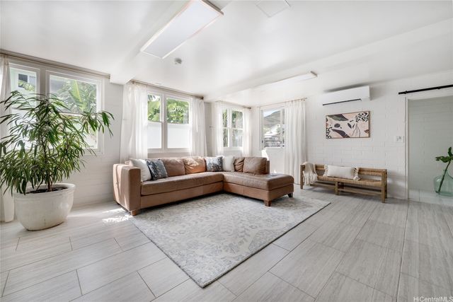 1237 Hele Street, Kailua, HI 96734