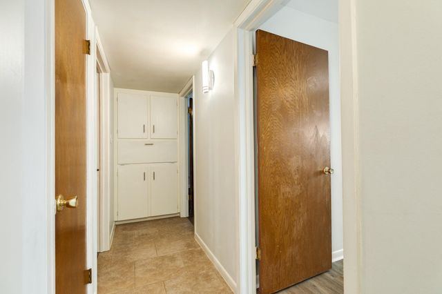 521 Sycamore Street, Lake Jackson, TX 77566