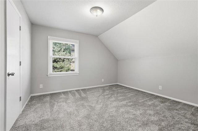 11800 W 99TH Terrace, Overland Park, KS 66214