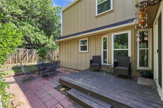 11800 W 99TH Terrace, Overland Park, KS 66214