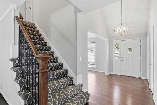 11800 W 99TH Terrace, Overland Park, KS 66214