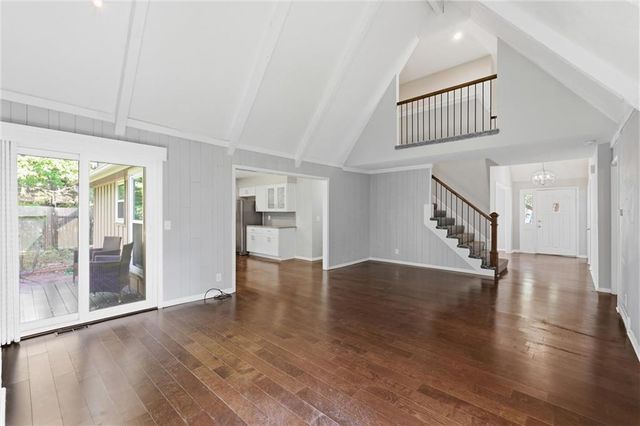 11800 W 99TH Terrace, Overland Park, KS 66214