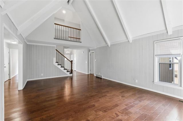 11800 W 99TH Terrace, Overland Park, KS 66214
