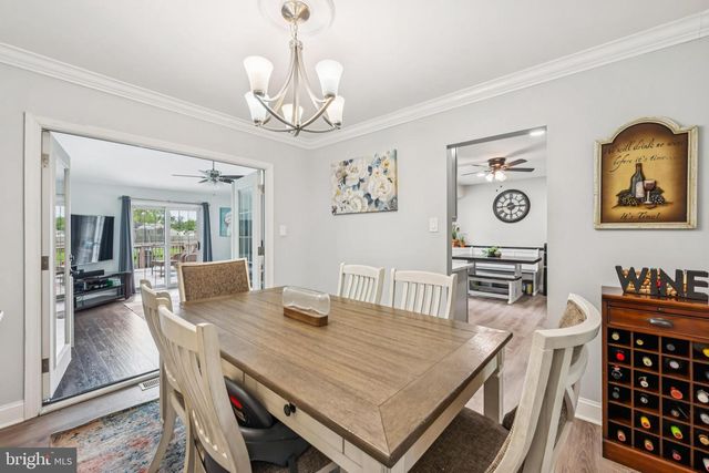 14 LAKEVIEW DR, Waterford Works, NJ 08089