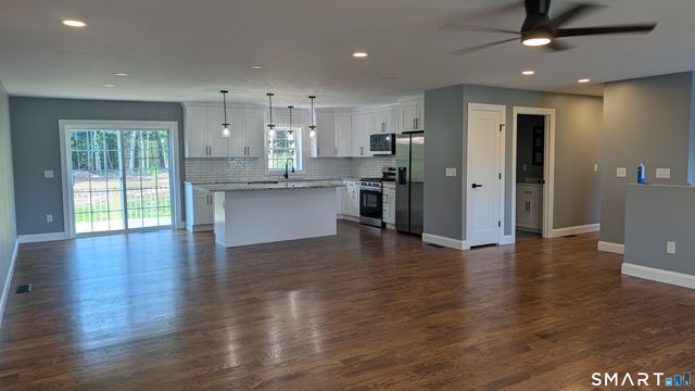 544 Wintergreen Avenue, Hamden, CT 06514