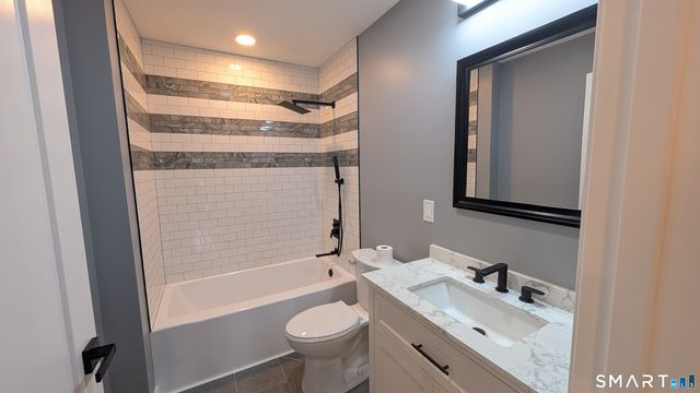 544 Wintergreen Avenue, Hamden, CT 06514
