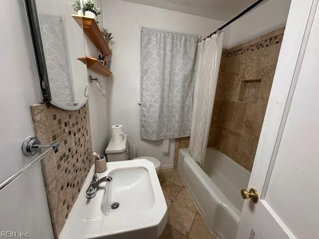 3707 Riverside DR, Norfolk, VA 23502