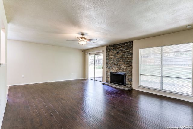 12942 Parton Ln, San Antonio, TX 78233