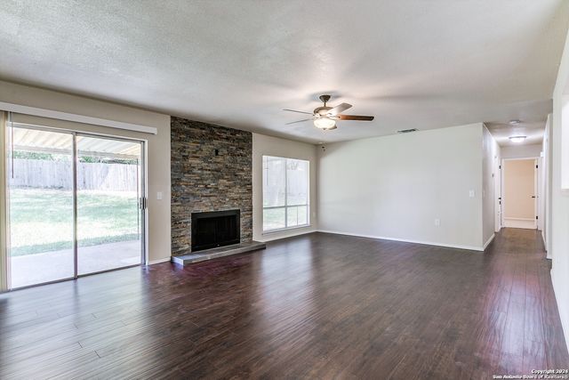 12942 Parton Ln, San Antonio, TX 78233