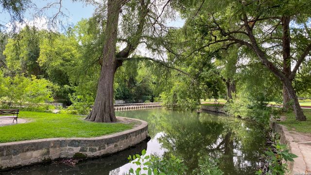 618 FROST ST, San Antonio, TX 78201