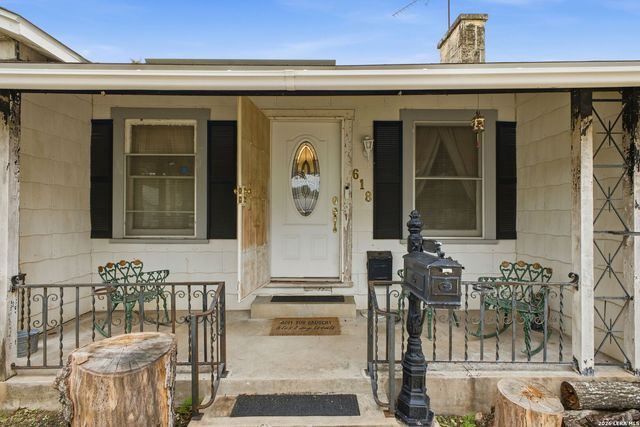 618 FROST ST, San Antonio, TX 78201