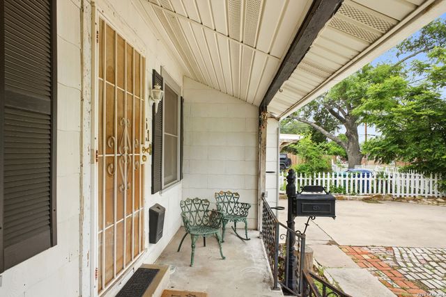618 FROST ST, San Antonio, TX 78201