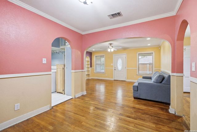 618 FROST ST, San Antonio, TX 78201