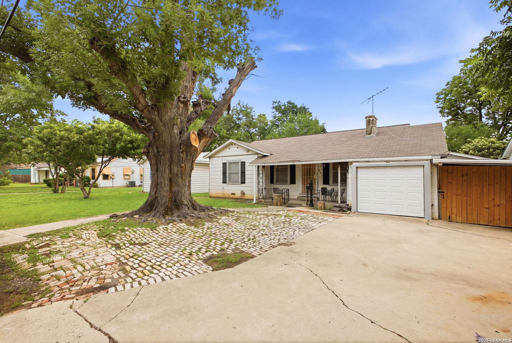 618 FROST ST, San Antonio, TX 78201