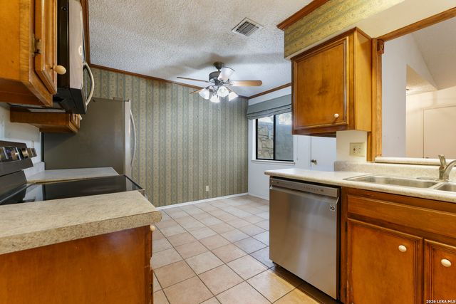 4322 Center Oak Woods, San Antonio, TX 78249